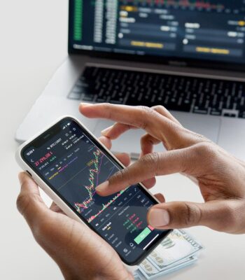 Finance-mobile-stock